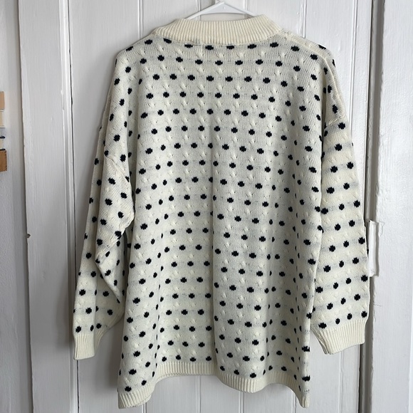 Vintage Crew Neck Sweater - Picture 5 of 5